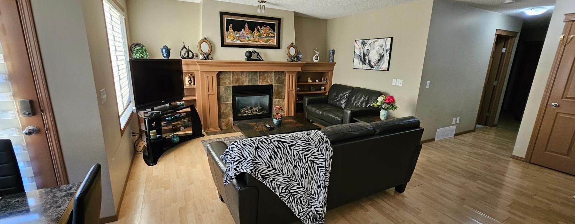 Spacious Comfortable Air-Conditioned. Near Airport! YYC المظهر الخارجي الصورة